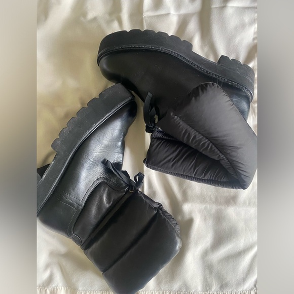 Authentic Stuart Weitzman Black Leather Tyler Ultralift Puffer Boot Size 9 - Picture 2 of 4